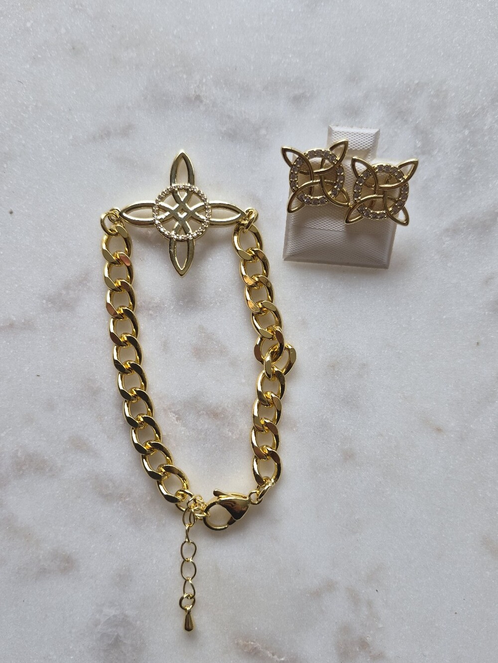 Celtic Knot Set Nudo De Bruja Gold Plated